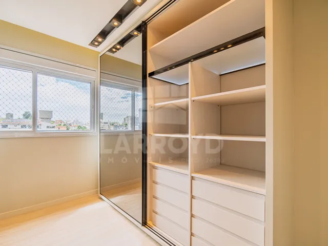 Imagem 4: Apartamento com 4 dormitórios