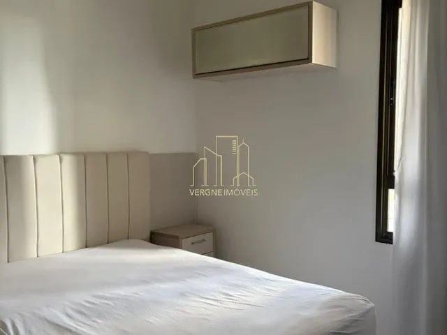 Imagem 9: Apartamento de Luxo para Locação em Patamares com 4 Quartos 3 Suítes 3 Salas 4