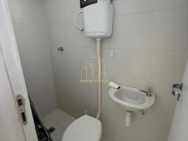 Imagem 5: Apartamento de Luxo para Locação em Patamares com 4 Quartos 3 Suítes 3 Salas 4