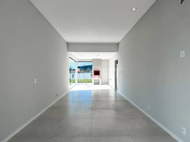 Imagem 2: Casa à Venda no Jaraguá 99 com 1 Suíte + 2 Dormitórios