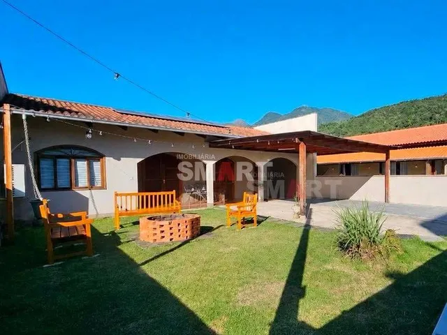 Imagem: Casa com Piscina 1 Suíte e 2 Quartos no