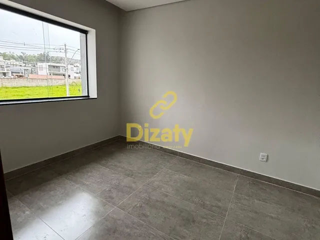 Imagem 2: CASA A VENDA COM 3 QUARTOS - PRÓXIMO AO SHOPPING SETE LAGOAS/MG