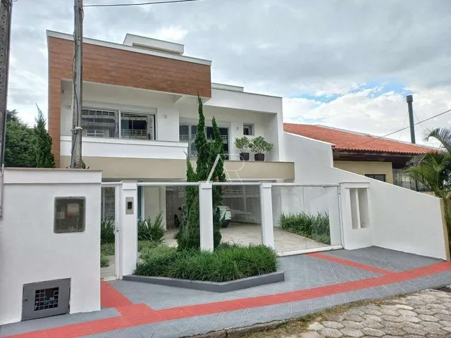 Imagem: Casa Alto Padrão em Coqueiros, Florianópolis/SC