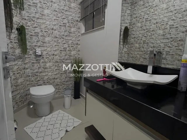 Imagem 13: Sobrador Triplex, com 1 Suite e 03 Quartos, Piscina, Academia Medianeira Pr
