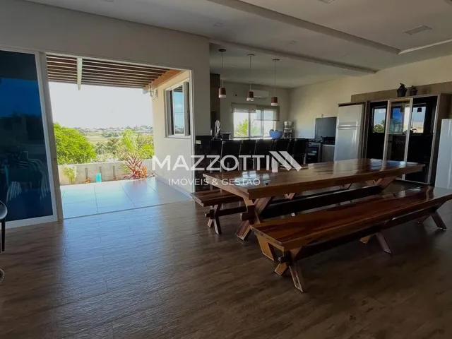 Imagem 6: Sobrador Triplex, com 1 Suite e 03 Quartos, Piscina, Academia Medianeira Pr