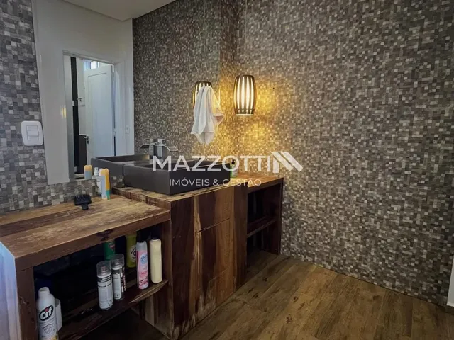 Imagem 5: Sobrador Triplex, com 1 Suite e 03 Quartos, Piscina, Academia Medianeira Pr