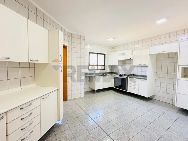 Imagem 15: Apartamento à Venda no Centro de Sorocaba 170m² 4 Dormitórios 2 Suítes