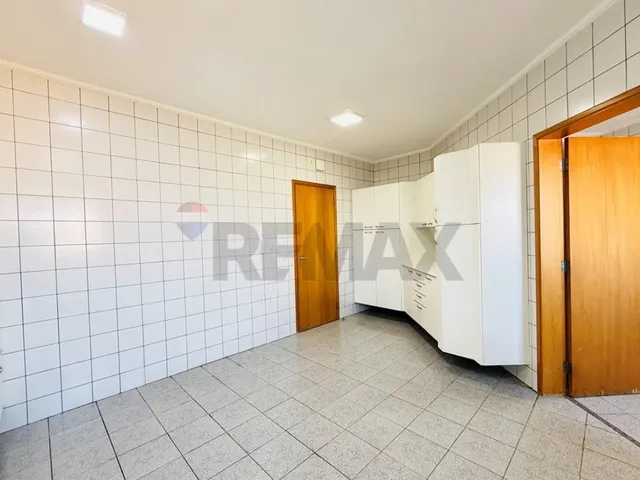 Imagem 2: Apartamento à Venda no Centro de Sorocaba 170m² 4 Dormitórios 2 Suítes