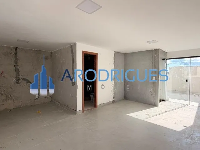 Imagem 3: Casa triplex em Condomínio de Alto Padrão em Buraquinho, Lauro de Freitas-BA: 4
