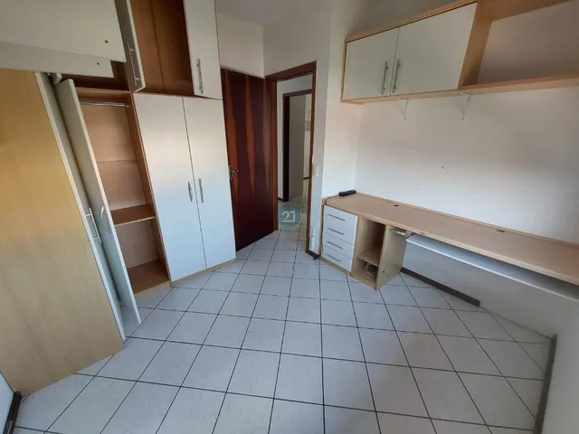 Imagem 3: Alugo apartamento semi-mobiliado com 03 dormitórios, 01 vaga de garagem, em Capoeiras