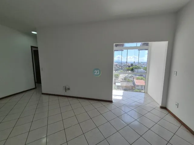 Imagem 9: Alugo apartamento semi-mobiliado com 03 dormitórios, 01 vaga de garagem, em Capoeiras
