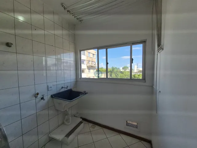 Imagem 13: Alugo apartamento semi-mobiliado com 03 dormitórios, 01 vaga de garagem, em Capoeiras