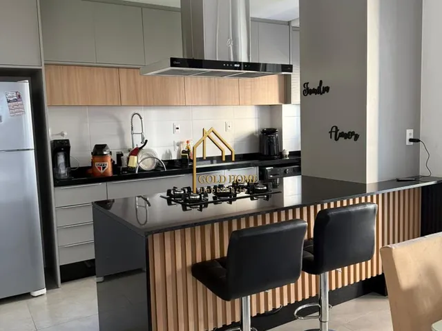Imagem: O apartamento possui 2 Dormitórios, 1 Suíte, 3 Banheiros,