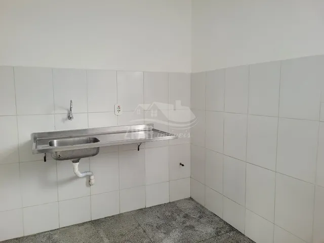 Imagem 5: Apartamento de 2 dormitórios em condomínio no bairro Camaquã