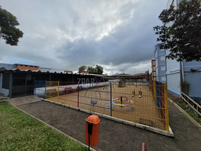 Imagem 3: Apartamento de 2 dormitórios em condomínio no bairro Camaquã