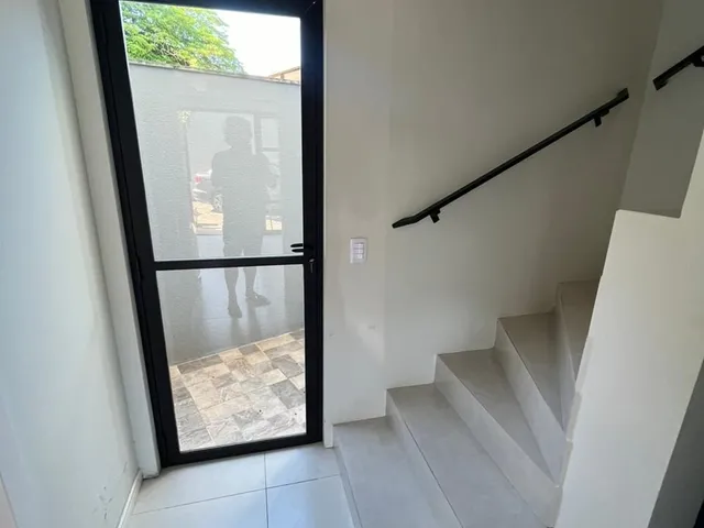 Imagem 9: Lindo sobrado no coração de Penha/SC!!
