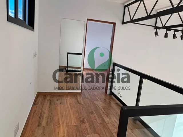 Imagem 14: Casa + Salão Comercial no Centro de Cananéia Disponíveis para Venda