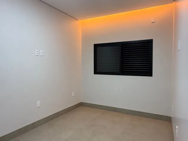 Imagem 8: Casa à venda no bairro Campos Elíseos - Patos de Minas/MG