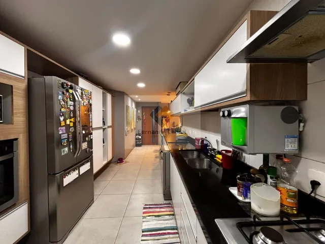 Imagem 7: Imperdível: Apartamento de 3 quartos com 2 suítes e 2 vagas de garagem em Icaraí
