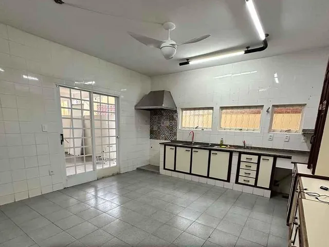 Imagem 3: Grande Sobrado no Residencial Bela Marina à venda por R$ 1.500.000,00