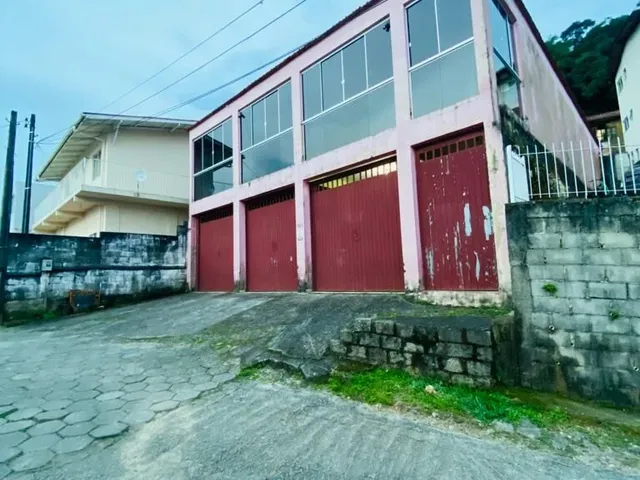 Imagem: Casa 4 dormitórios com 2 pisos