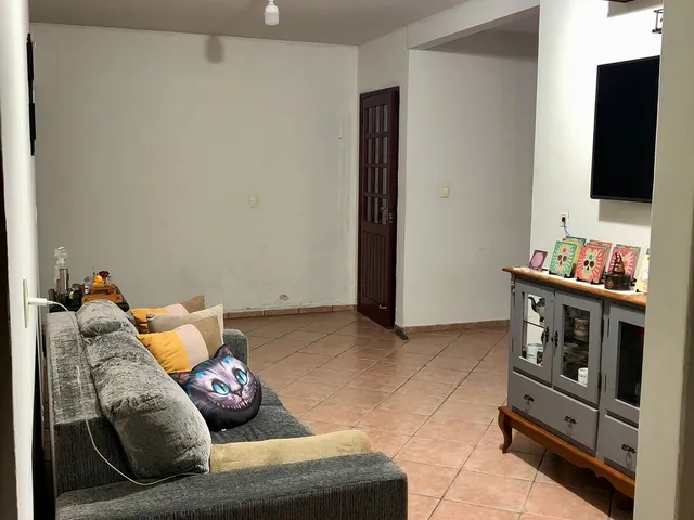 Imagem 14: Casa 4 dormitórios com 2 pisos