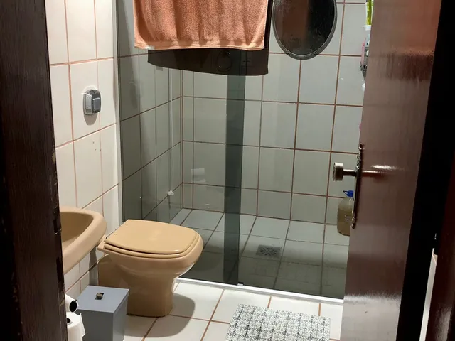 Imagem 10: Casa 4 dormitórios com 2 pisos