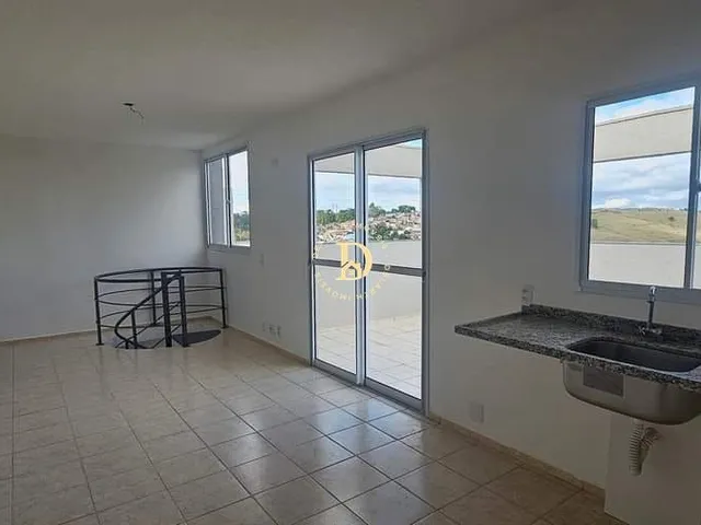 Imagem: A casa possui 2 Dormitórios, 1 Banheiro, 1 Vaga na