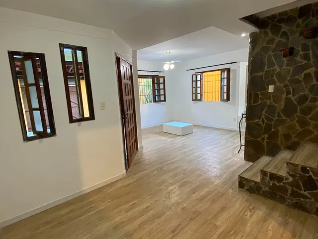Imagem 8: Vendo excelente casa em Itapuã, 3/4 sendo 1 suíte, 178m², R$ 460.000,00, aceita