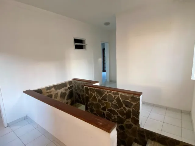 Imagem 2: Vendo excelente casa em Itapuã, 3/4 sendo 1 suíte, 178m², R$ 460.000,00, aceita