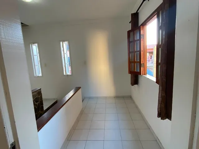 Imagem 15: Vendo excelente casa em Itapuã, 3/4 sendo 1 suíte, 178m², R$ 460.000,00, aceita