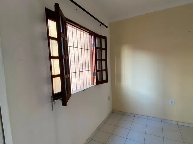 Imagem 12: Vendo excelente casa em Itapuã, 3/4 sendo 1 suíte, 178m², R$ 460.000,00, aceita