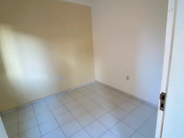 Imagem 6: Vendo excelente casa em Itapuã, 3/4 sendo 1 suíte, 178m², R$ 460.000,00, aceita