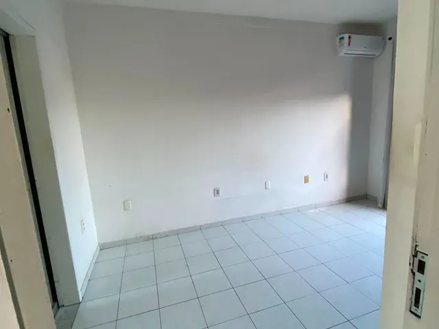 Imagem 9: Vendo excelente casa em Itapuã, 3/4 sendo 1 suíte, 178m², R$ 460.000,00, aceita