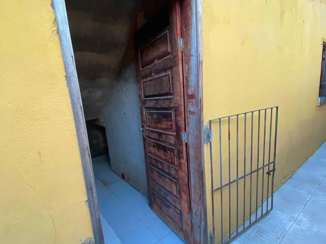 Imagem 3: Vendo excelente casa em Itapuã, 3/4 sendo 1 suíte, 178m², R$ 460.000,00, aceita