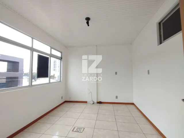 Imagem 8: APARTAMENTO NO CENTRO, CONTENDO DOIS QUARTOS, SALA, COZINHA E BANHEIRO
