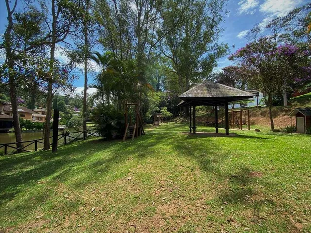 Imagem 2: Terreno em Granja Viana, São Paulo - Lote 1.121M² com Linda Vista, Pronto para Construir