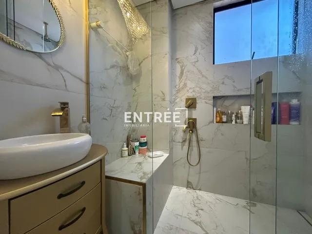 Imagem 8: Apartamento 4 Quartos (sendo 2 Suítes) e 2 Vagas - Centro