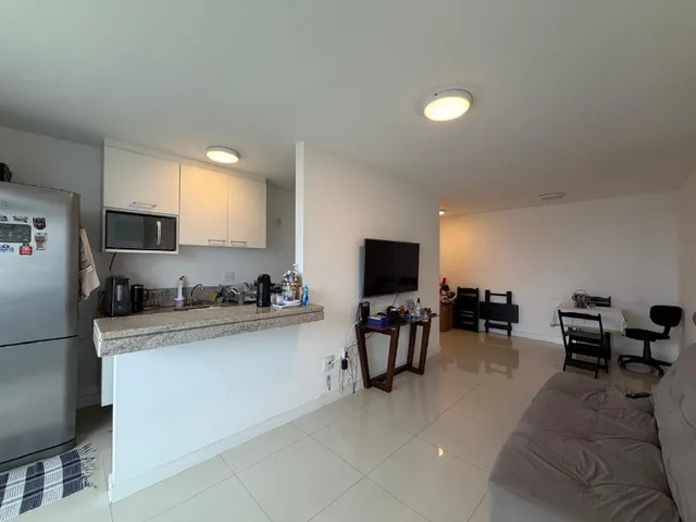 Imagem 3: Apartamento de 2 quartos na Barra da Tijuca 2 suítes, vista para lagoa e infraestrutura