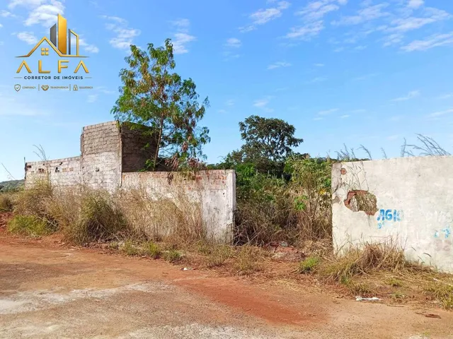 Imagem 4: Lote a prestação, murado e com barracão iniciado no setor vila dourada em Abadia