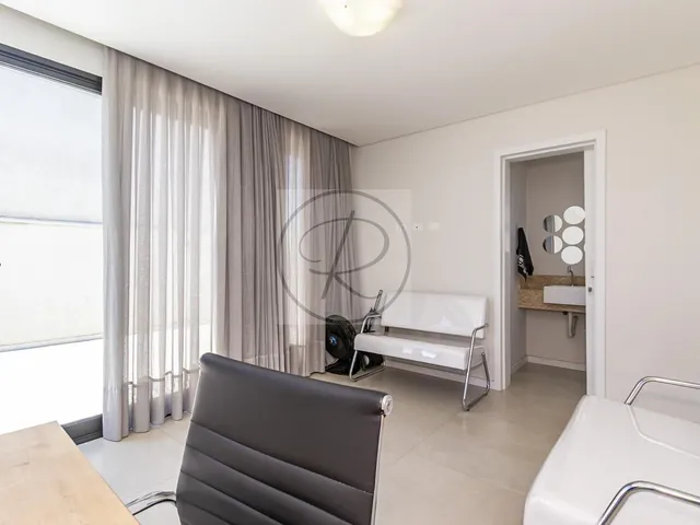 Imagem 6: Sobrado à venda em Curitiba, Xaxim, com 3 quartos, 182m²