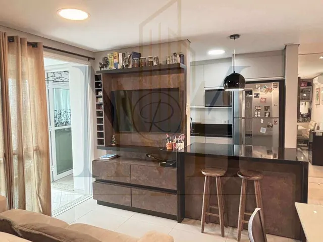 Imagem 3: Apartamento À Venda em Curitiba, Portão, com 2 Quartos, 66M²