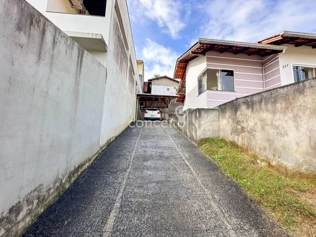 Imagem 15: Casa com 3 Dormitórios sendo 1 Suíte no Fortaleza!