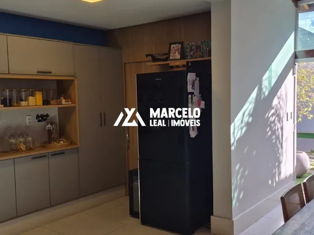 Imagem 10: VENDO UMA CASA ESPETACULAR, 03 QUARTOS, 03 BANHEIROS, DEPENDÊNCIA DE EMPREGADA