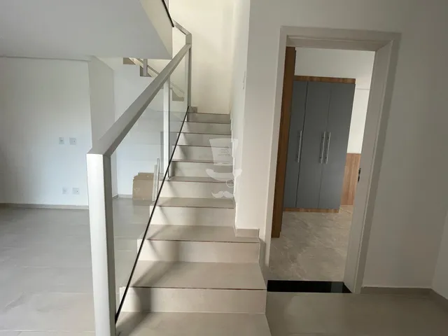 Imagem 9: Cobertura à venda com 3 quartos, sendo 2 suítes no Centro em BARBACENA - MG
