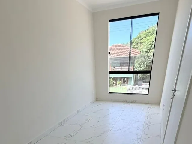 Imagem 6: Oportunidade! Sobrado Pronto Para Morar Na Praia De Bombas - Bombinhas/SC