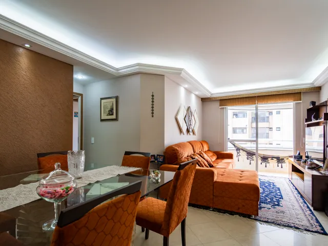 Imagem: O apartamento possui 3 Dormitórios, 1 Suíte, 4 Banheiros,