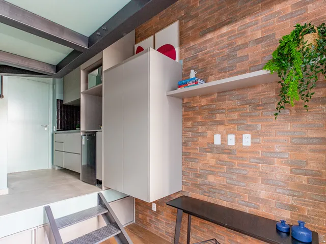 Imagem: O studio possui 1 Dormitório, 1 Banheiro, 2.721m² de