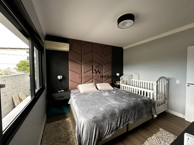 Imagem 13: Casa Alto Padrão - Piscina e Jacuzzi em São José/SC