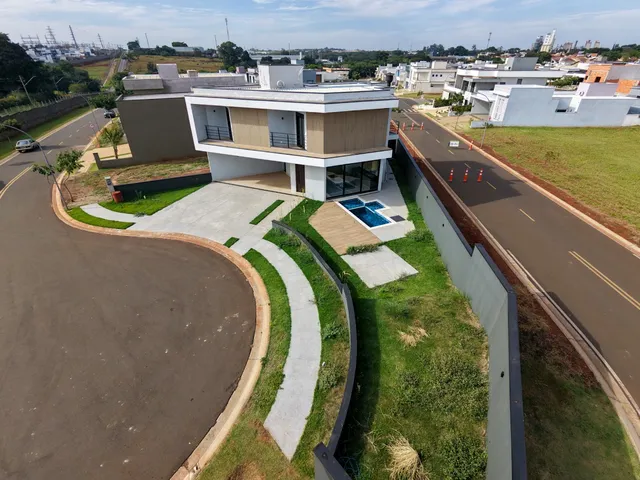 Imagem 10: Casa em Condomínio de Luxo à Venda em Paulínia-SP, Parque Brasil 500: 3 Quartos, 3